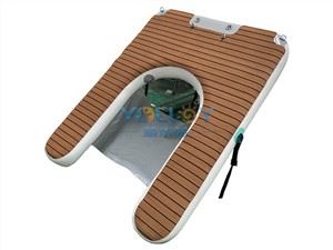 Muelle C inflable flotante